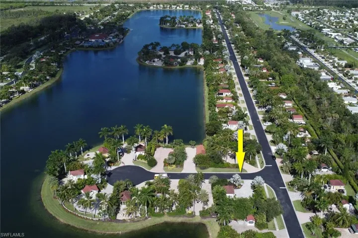 4840 Carriage Ct, Naples, Florida 34114