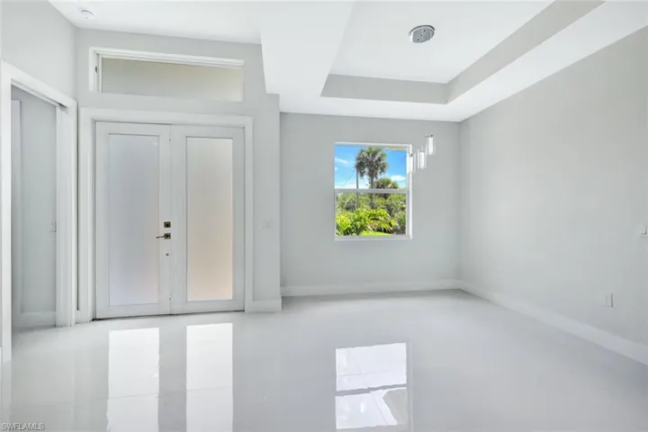 3660  39th NE AVE, Naples, FL 34120