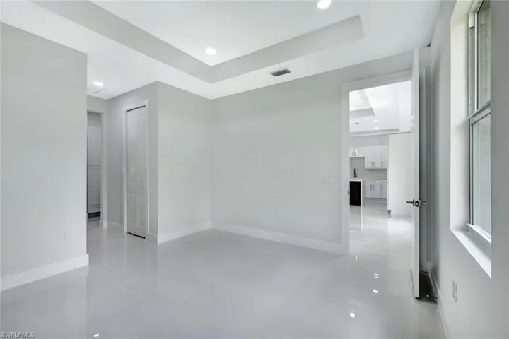 3660  39th NE AVE, Naples, FL 34120
