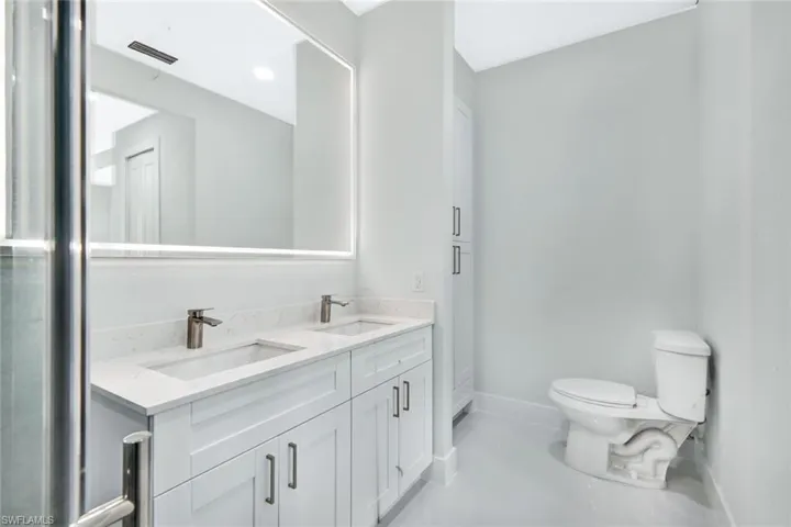 3660  39th NE AVE, Naples, FL 34120