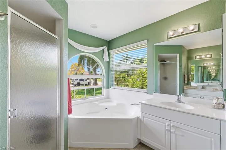 2105 Sw 29th Ter, Cape Coral, Florida 33914