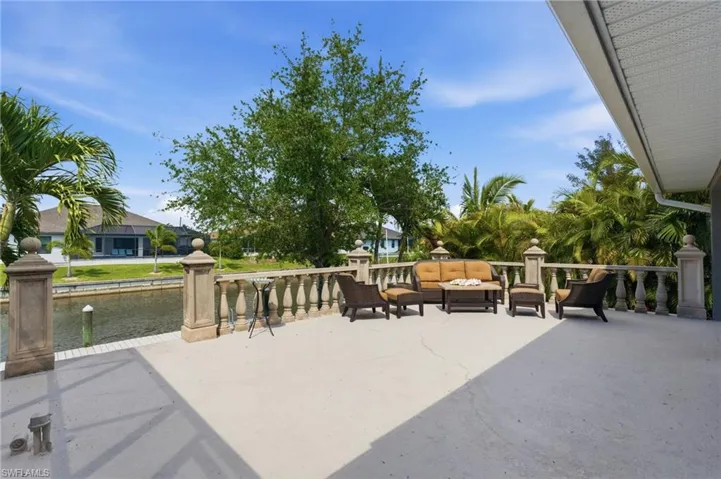 2105 Sw 29th Ter, Cape Coral, Florida 33914