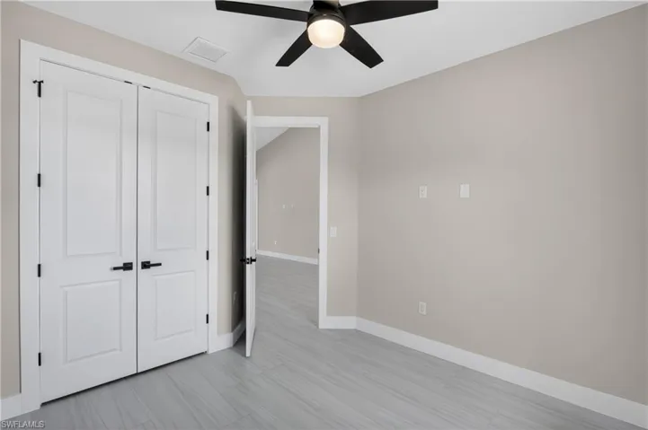 819 SW 16th  TER, Cape Coral, FL 33991