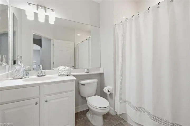 8380 Big Acorn Cir 1204, Naples, Florida 34119