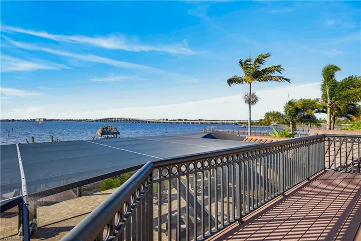 12782 Yacht Club Cir, Fort Myers, Florida 33919