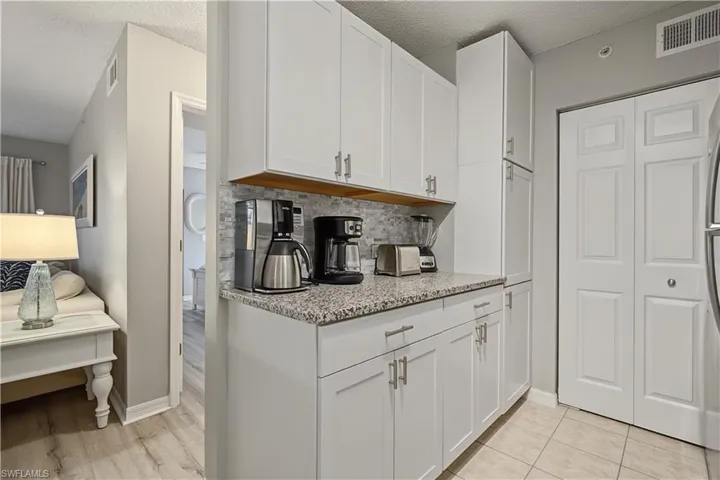 8930 Colonnades Ct E 616, Bonita Springs, Florida 34135