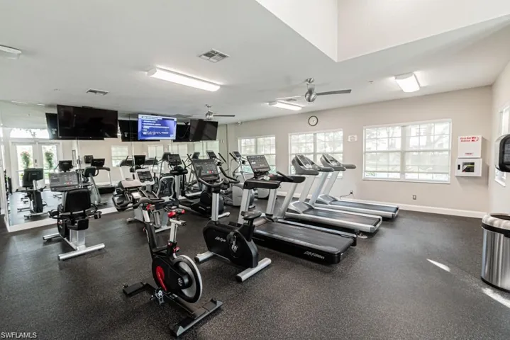 Exercise room with ceiling fan