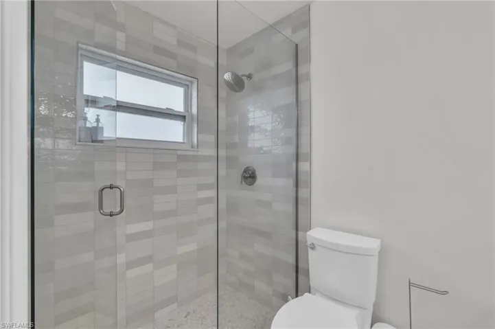 1425 Se 31st St, Cape Coral Fl 33904