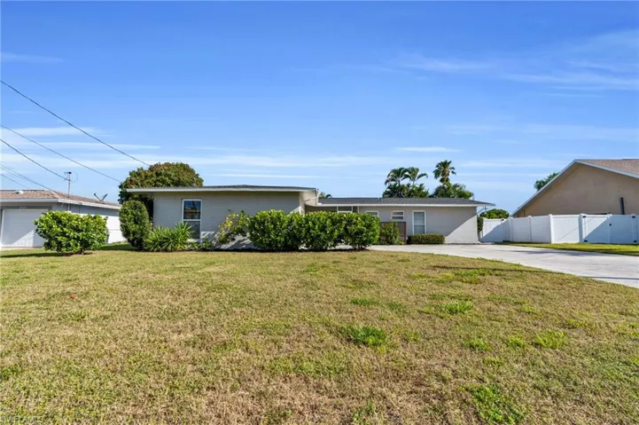 1425 Se 31st St, Cape Coral Fl 33904