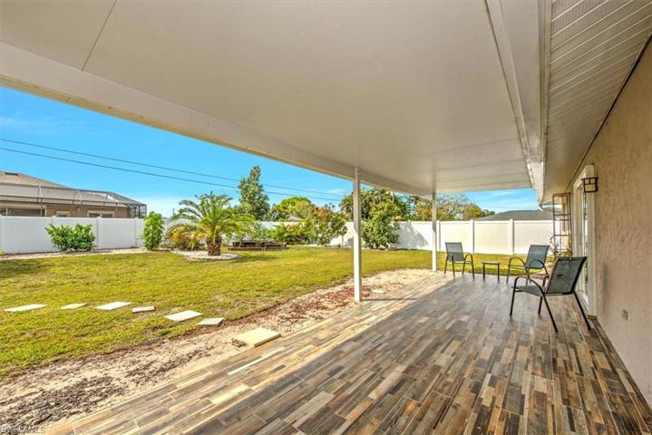 416 SW 38th  TER, Cape Coral, FL 33914
