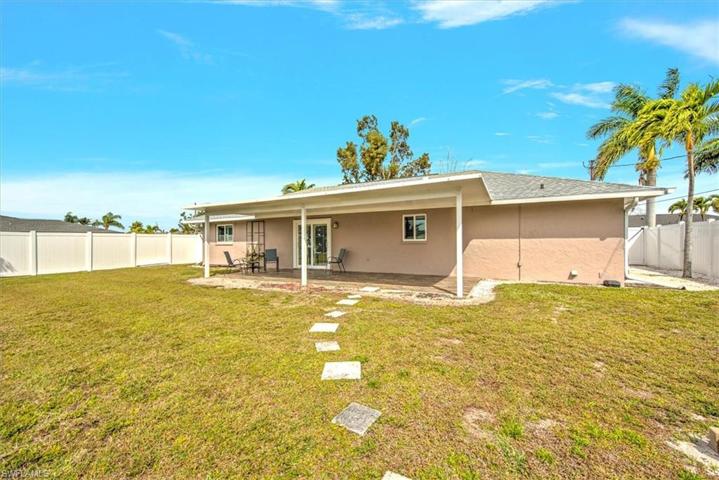 416 SW 38th  TER, Cape Coral, FL 33914
