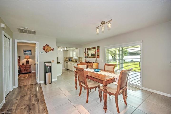 416 SW 38th  TER, Cape Coral, FL 33914
