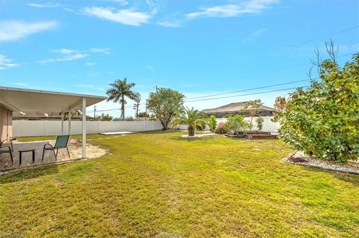 416 SW 38th  TER, Cape Coral, FL 33914