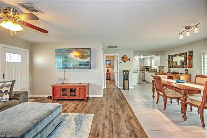 416 SW 38th  TER, Cape Coral, FL 33914