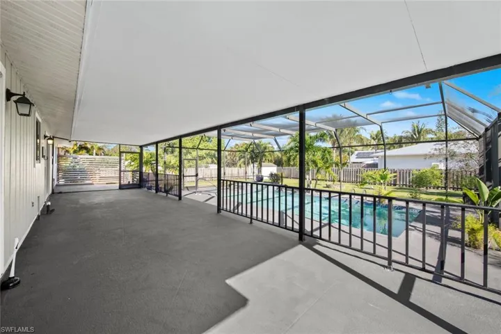 Huge screened in sitting area