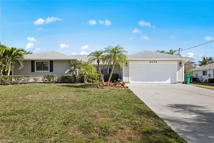 5275  Maple  LN, Naples, FL 34113