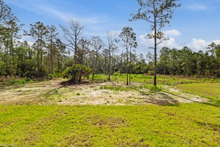 5044  44th NE ST, Naples, FL 34120