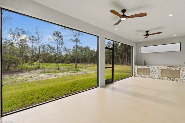 5044  44th NE ST, Naples, FL 34120