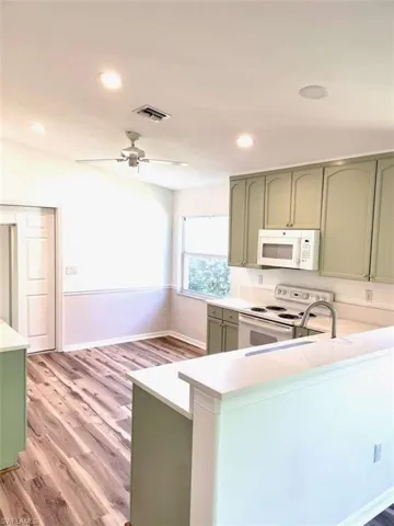 7588  Cameron  CIR, Fort Myers, FL 33912