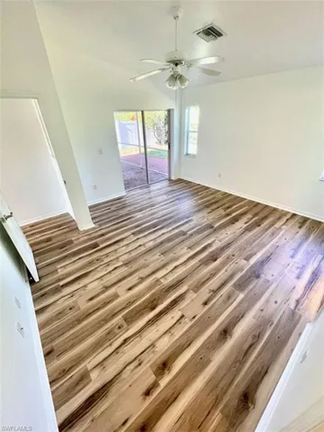 7588  Cameron  CIR, Fort Myers, FL 33912