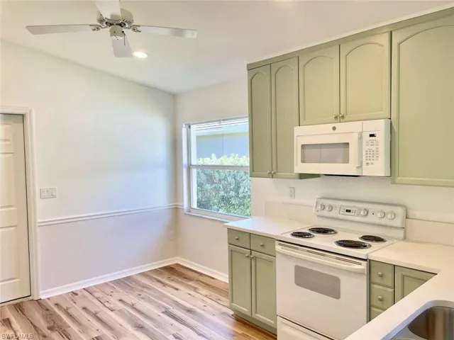 7588  Cameron  CIR, Fort Myers, FL 33912