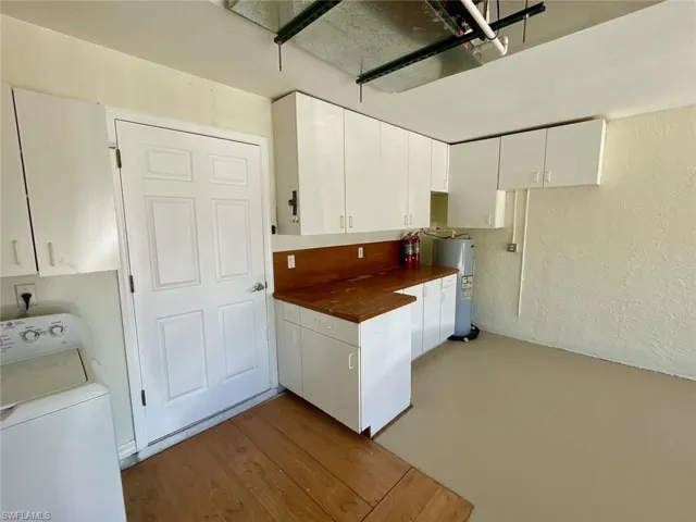 7588 Cameron Cir, Fort Myers, Florida 33912