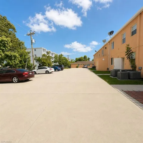 4903 York St 102, Cape Coral, Florida 33904