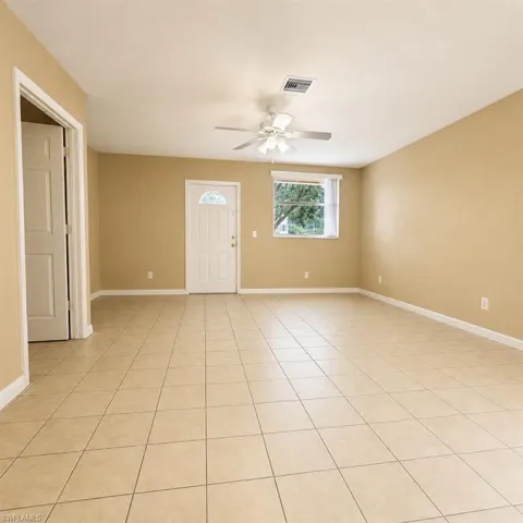 4903 York St 102, Cape Coral, Florida 33904
