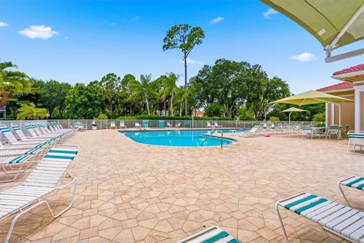 5615 Sherborn Dr 201, Naples, Florida 34110