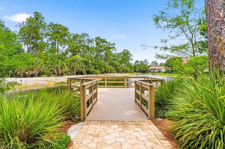 5615 Sherborn Dr 201, Naples, Florida 34110
