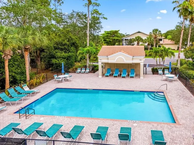 5615 Sherborn Dr 201, Naples, Florida 34110