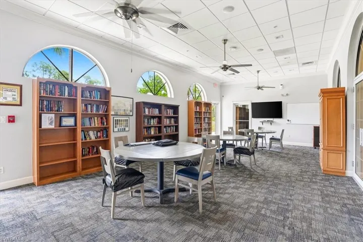 5615 Sherborn Dr 201, Naples, Florida 34110
