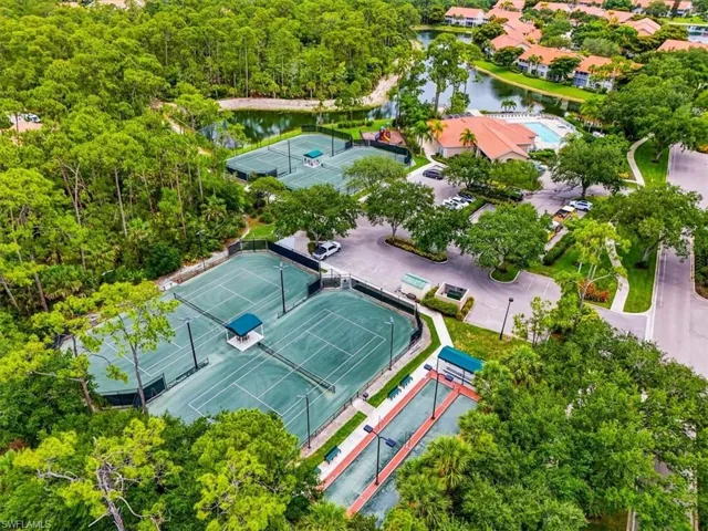 5615 Sherborn Dr 201, Naples, Florida 34110