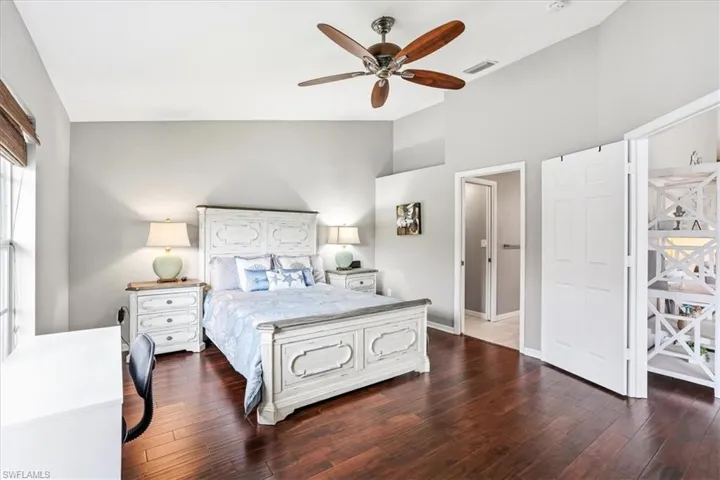 5615 Sherborn Dr 201, Naples, Florida 34110