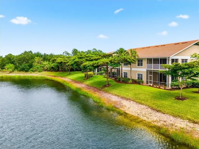 5615 Sherborn Dr 201, Naples, Florida 34110