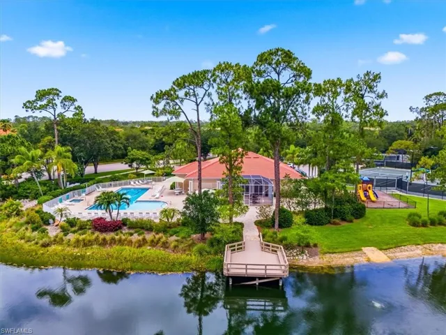 5615 Sherborn Dr 201, Naples, Florida 34110