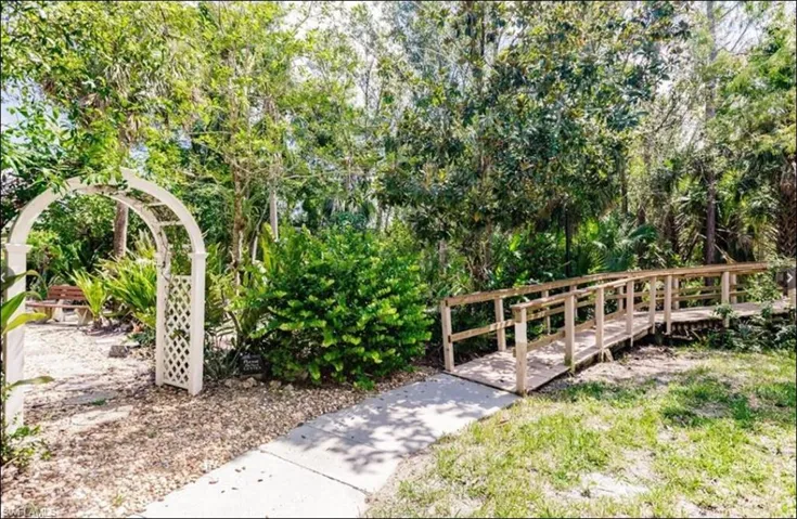 Discover gardens