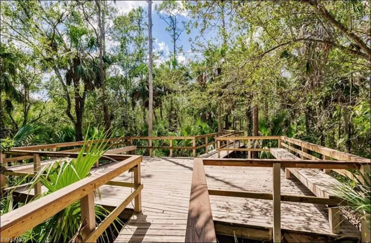 Discover gardens
