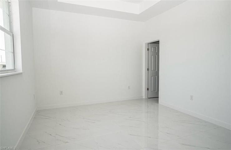 4652-4654  28th SW ST, Lehigh Acres, FL 33973