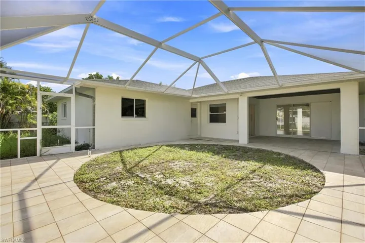 1508 Se 5th Ct, Cape Coral, Florida 33990