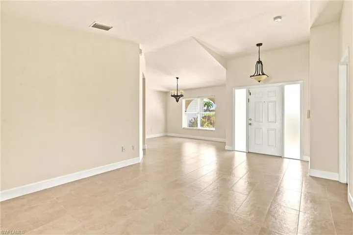 1508 Se 5th Ct, Cape Coral, Florida 33990