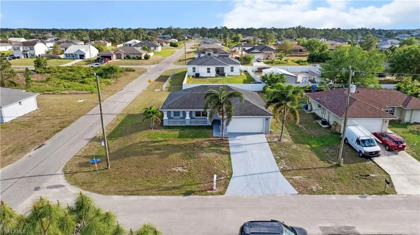 2901  25th SW ST, Lehigh Acres, FL 33976