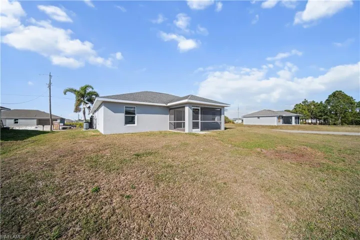 2901  25th SW ST, Lehigh Acres, FL 33976