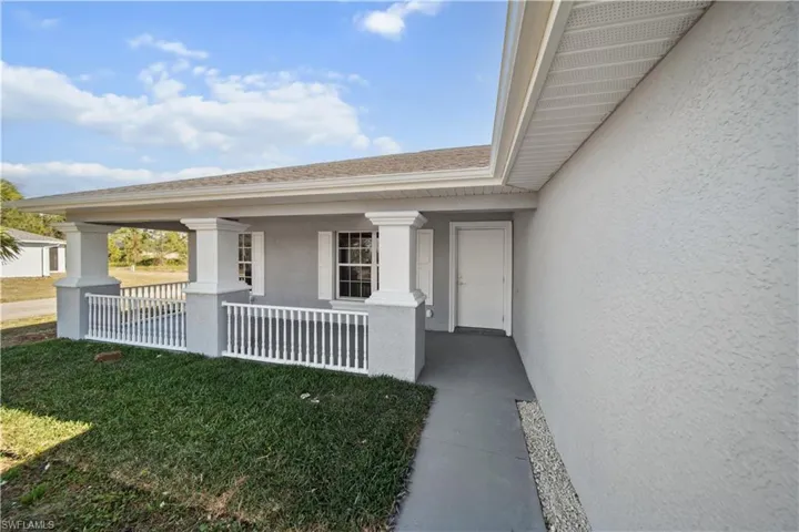 2901  25th SW ST, Lehigh Acres, FL 33976