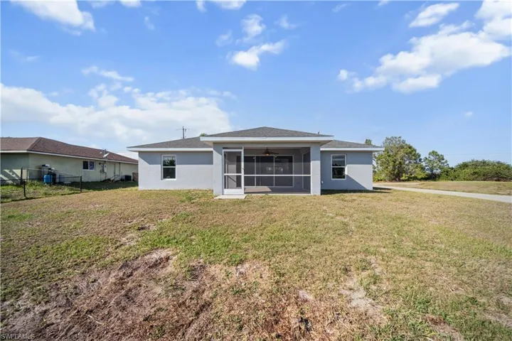 2901  25th SW ST, Lehigh Acres, FL 33976