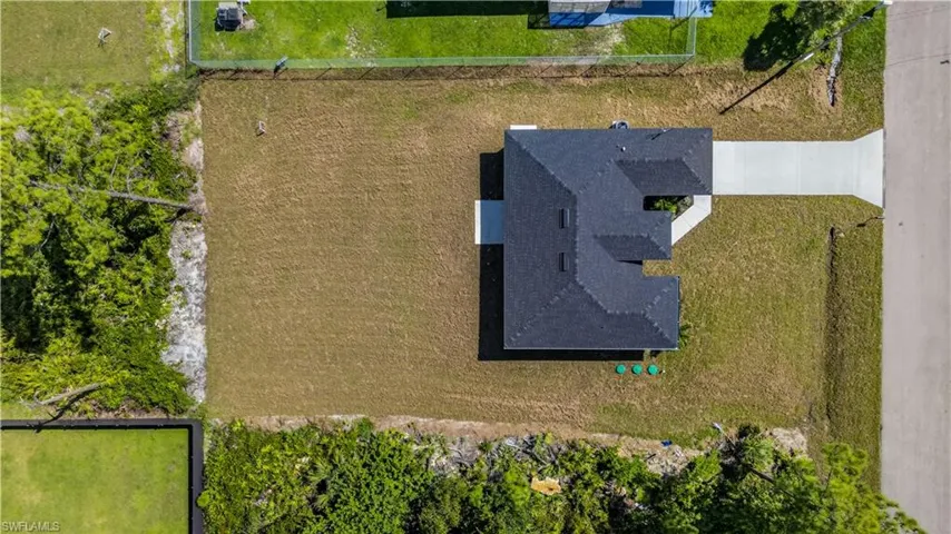 2916  Dora N AVE, Lehigh Acres, FL 33971