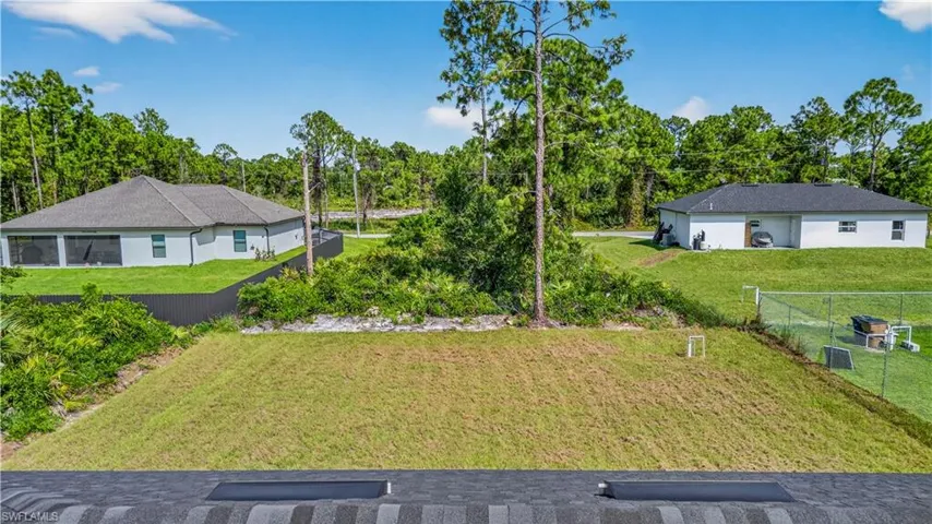 2916  Dora N AVE, Lehigh Acres, FL 33971