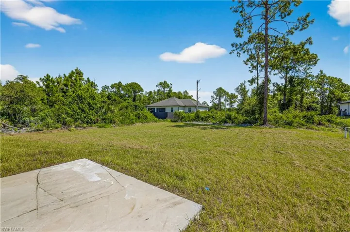 2916  Dora N AVE, Lehigh Acres, FL 33971