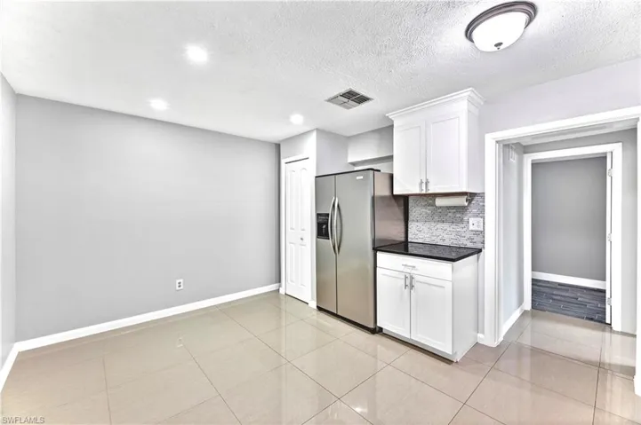 1122  Wesley W ST, Lehigh Acres, FL 33936
