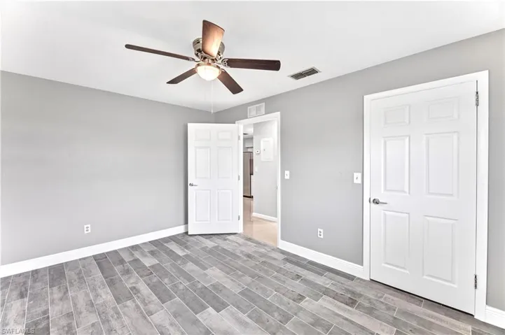 1122  Wesley W ST, Lehigh Acres, FL 33936